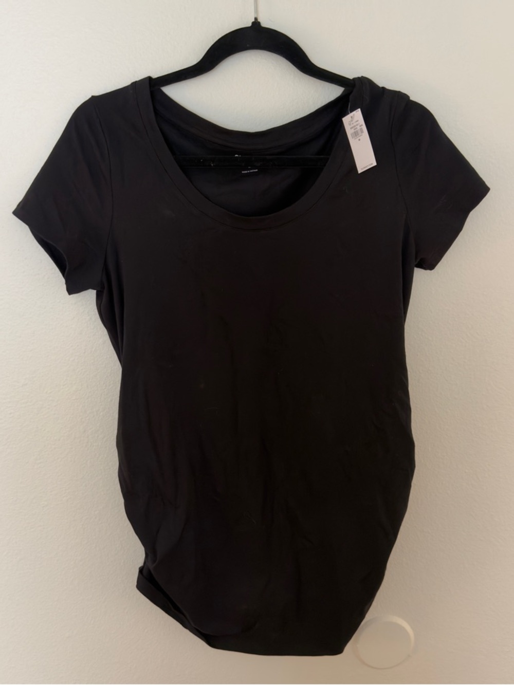 NWT black maternity Short-Sleeve Women’s Tee